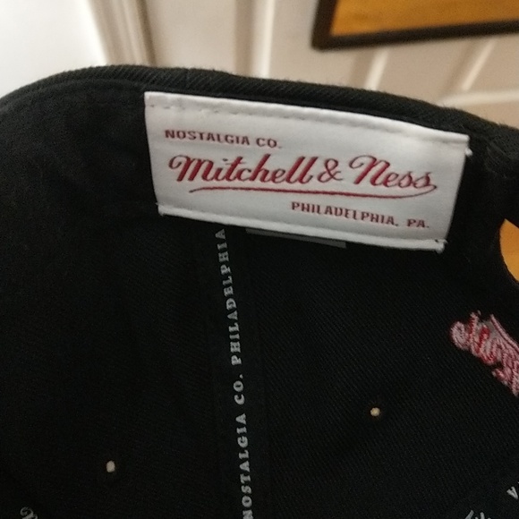 Hat - Picture 3 of 3